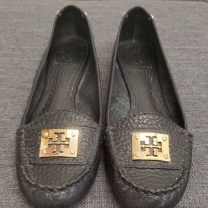TORY BURCH Black Leather Women's Loafers with Gold Accent SIZE 10